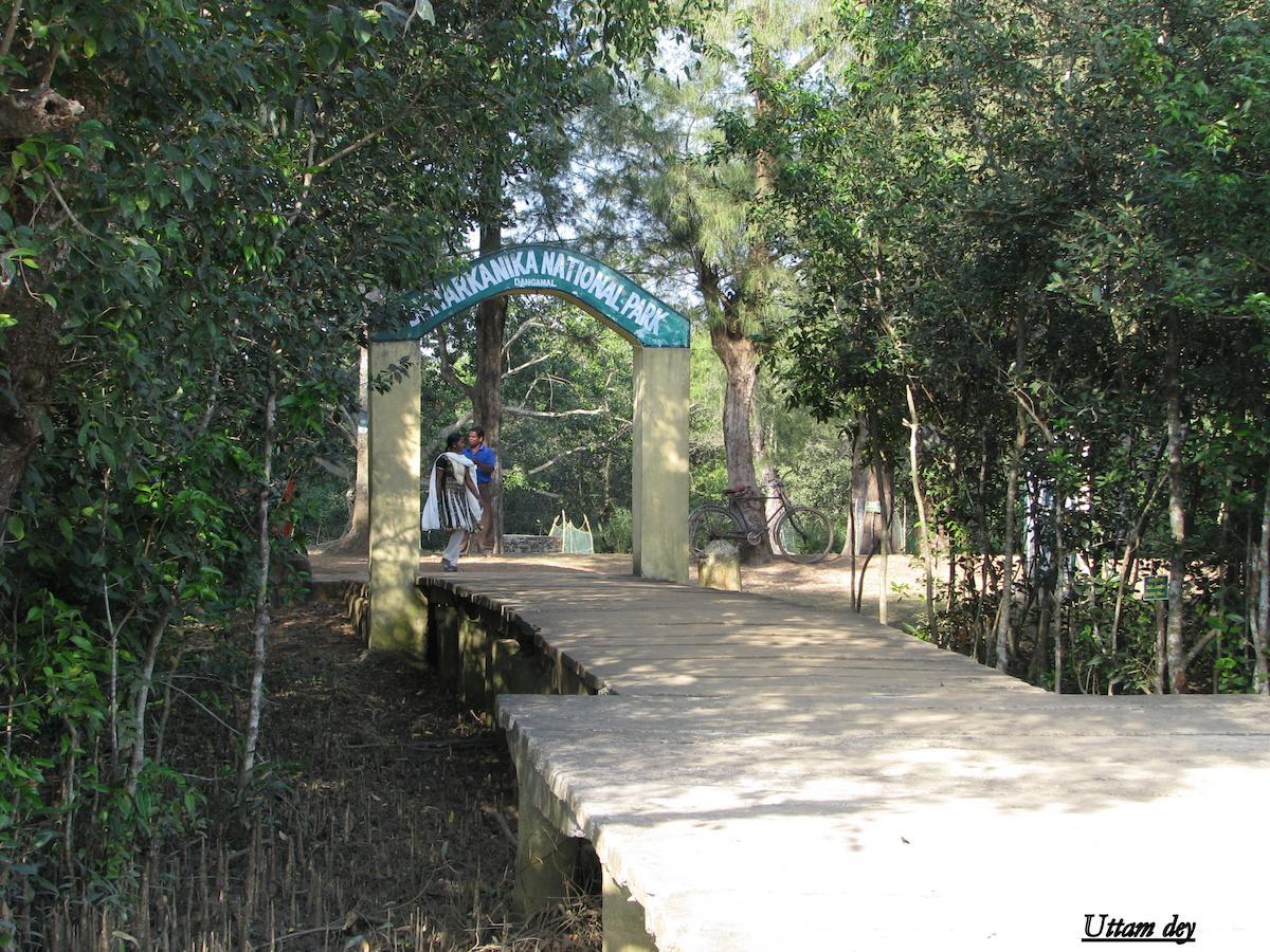 Estuarine Village Resort Sātabhāya Dış mekan fotoğraf