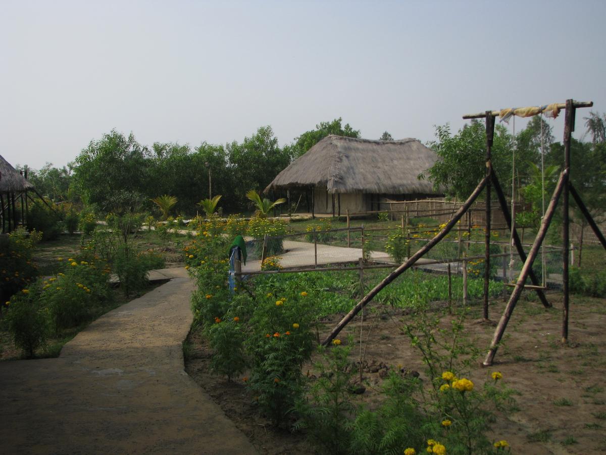 Estuarine Village Resort Sātabhāya Dış mekan fotoğraf